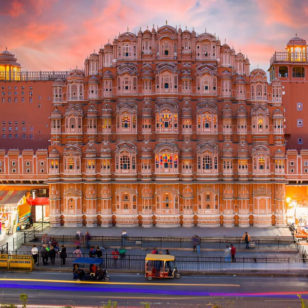 Overnight Jaipur Tour from Delhi